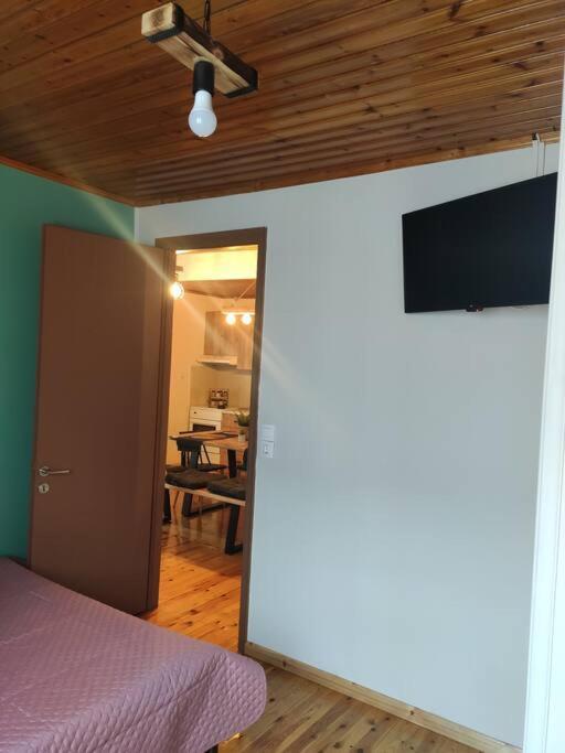 Politis' Wooden House Lejlighed Vasilikí Eksteriør billede
